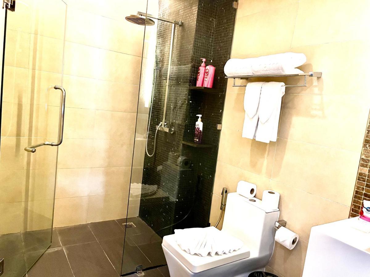 Patong Beachfront Studio 2 Mins Walk 2 Patong Beach Dış mekan fotoğraf